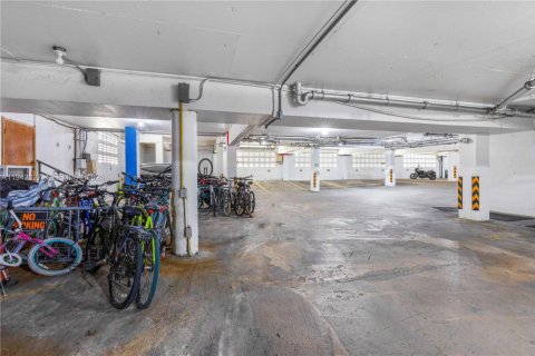 Copropriété à vendre à Miami Beach, Floride: 2337.7 m2 № 1999576 - photo 18