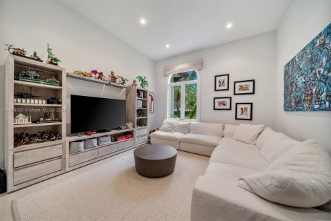 Villa ou maison à vendre à Pinecrest, Floride: 6 chambres, 636.47 m2 № 1968402 - photo 23