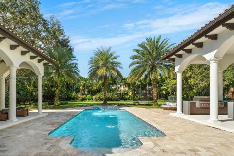 Villa ou maison à vendre à Pinecrest, Floride: 6 chambres, 636.47 m2 № 1968402 - photo 15