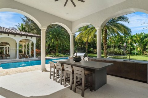 Villa ou maison à vendre à Pinecrest, Floride: 6 chambres, 636.47 m2 № 1968402 - photo 7