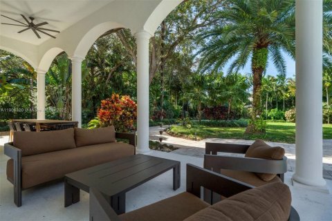 Villa ou maison à vendre à Pinecrest, Floride: 6 chambres, 636.47 m2 № 1968402 - photo 8
