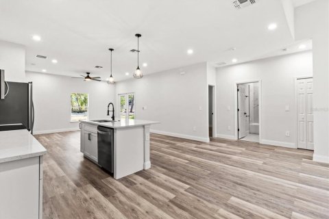 House in Citrus Springs, Florida 3 bedrooms, 131.09 sq.m. № 1717270 - photo 11