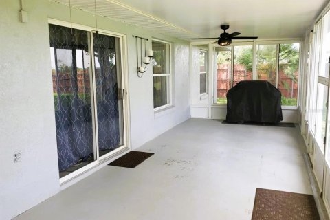 House in Clermont, Florida 3 bedrooms, 123.65 sq.m. № 1894178 - photo 27