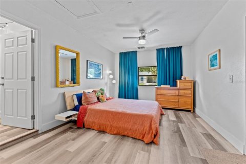Casa en venta en Tampa, Florida, 3 dormitorios, 127.46 m2 № 1883761 - foto 13