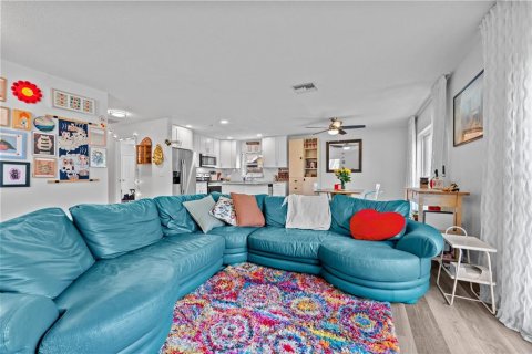Casa en venta en Tampa, Florida, 3 dormitorios, 127.46 m2 № 1883761 - foto 7