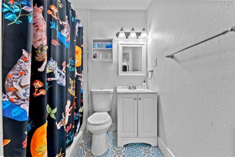 Casa en venta en Tampa, Florida, 3 dormitorios, 127.46 m2 № 1883761 - foto 15