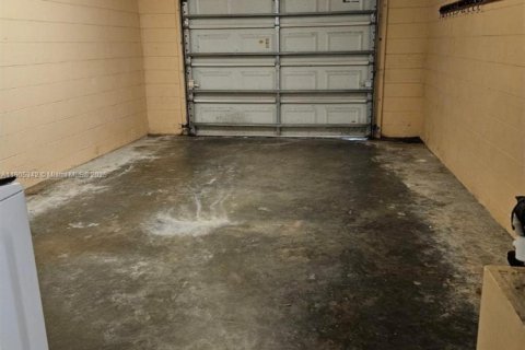 Villa ou maison à louer à Kissimmee, Floride: 3 chambres, 123.19 m2 № 1956141 - photo 21