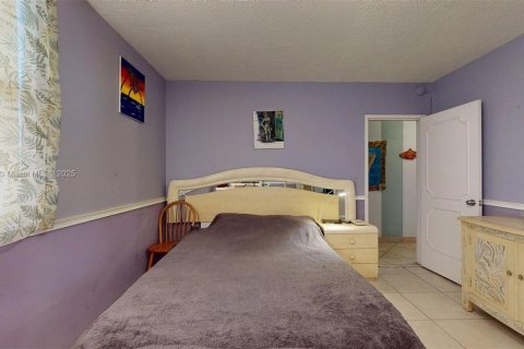 Купить кондоминиум в Халландейл-Бич, Флорида 1 спальня, 81.57м2, № 1922843 - фото 12