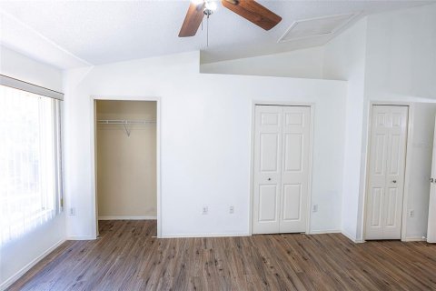 Townhouse in Tampa, Florida 2 bedrooms, 107.02 sq.m. № 1743536 - photo 15