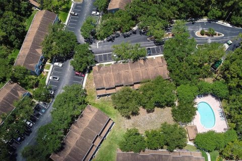 Townhouse in Tampa, Florida 2 bedrooms, 107.02 sq.m. № 1743536 - photo 29
