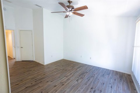 Townhouse in Tampa, Florida 2 bedrooms, 107.02 sq.m. № 1743536 - photo 16
