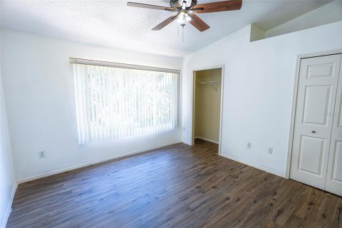 Townhouse in Tampa, Florida 2 bedrooms, 107.02 sq.m. № 1743536 - photo 17