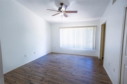 Townhouse in Tampa, Florida 2 bedrooms, 107.02 sq.m. № 1743536 - photo 14