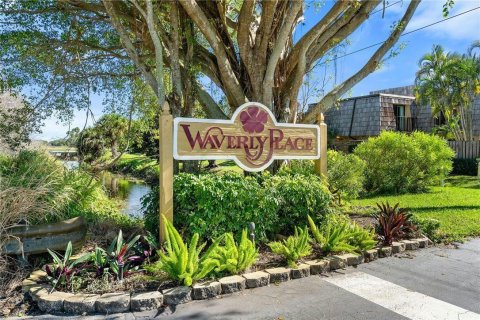 Townhouse in Vero Beach, Florida 2 bedrooms, 108.7 sq.m. № 876359 - photo 1