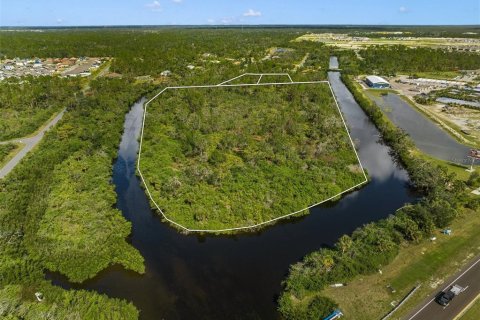 Terreno en venta en Port Charlotte, Florida № 1525271 - foto 8