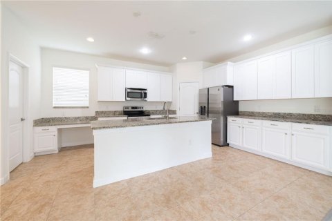 Villa ou maison à vendre à Winter Garden, Floride: 6 chambres, 252.14 m2 № 2401166 - photo 3