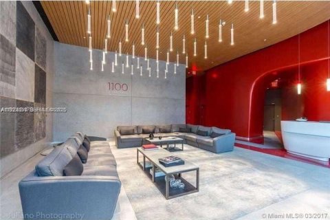 Condominio en alquiler en Miami, Florida, 2 dormitorios, 84.54 m2 № 2054175 - foto 21