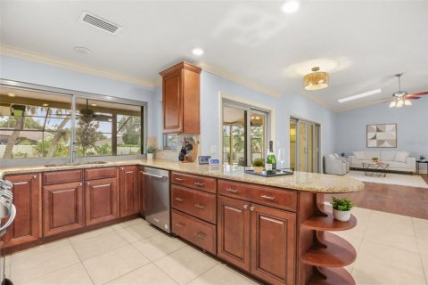 Villa ou maison à vendre à Longwood, Floride: 4 chambres, 251.3 m2 № 2396141 - photo 16