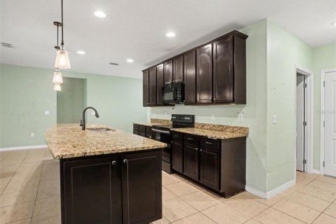 Villa ou maison à vendre à Haines City, Floride: 3 chambres, 188.03 m2 № 2284847 - photo 12