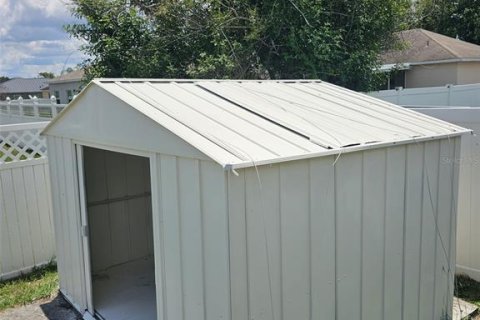 Villa ou maison à vendre à Kissimmee, Floride: 3 chambres, 123.47 m2 № 2318368 - photo 13