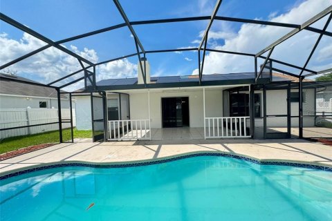Villa ou maison à vendre à Kissimmee, Floride: 3 chambres, 123.47 m2 № 2318368 - photo 11
