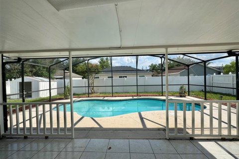 Villa ou maison à vendre à Kissimmee, Floride: 3 chambres, 123.47 m2 № 2318368 - photo 12