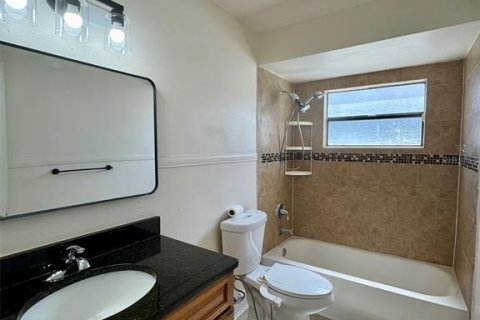Villa ou maison à vendre à Kissimmee, Floride: 3 chambres, 123.47 m2 № 2318368 - photo 9