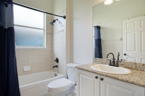 House in Port St. Lucie, Florida 3 bedrooms, 216.37 sq.m. № 2147006 - photo 23