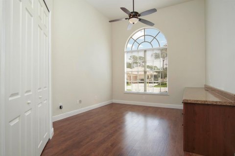 House in Port St. Lucie, Florida 3 bedrooms, 216.37 sq.m. № 2147006 - photo 24