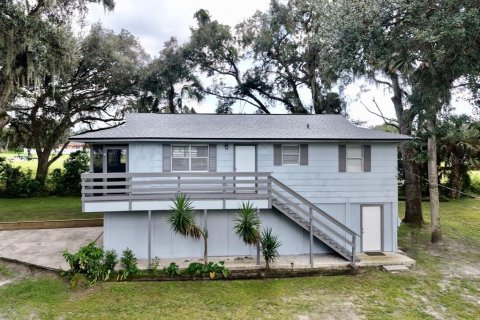 House in Tampa, Florida 2 bedrooms, 115.94 sq.m. № 2368904 - photo 28