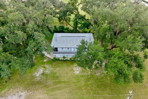 House in Tampa, Florida 2 bedrooms, 115.94 sq.m. № 2368904 - photo 30