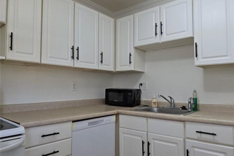 Condominio en alquiler en Daytona Beach, Florida, 2 dormitorios, 90.58 m2 № 1886322 - foto 5