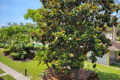 Condo in Sarasota, Florida, 1 bedroom  № 1745192 - photo 7
