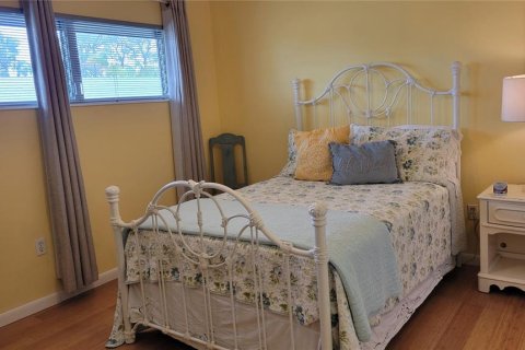 Condo in Sarasota, Florida, 1 bedroom  № 1745192 - photo 13