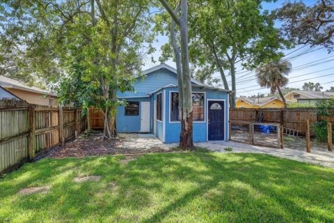 House in Saint Petersburg, Florida 3 bedrooms, 100.15 sq.m. № 1835433 - photo 29