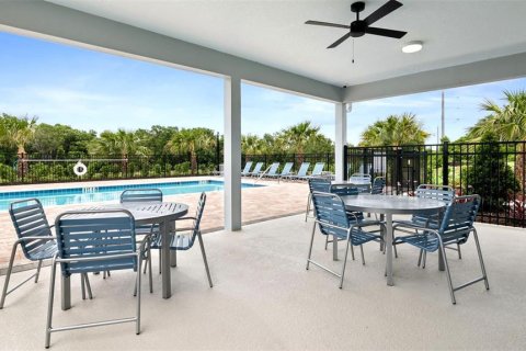 Townhouse in Osteen, Florida 4 bedrooms, 163.32 sq.m. № 2236961 - photo 24