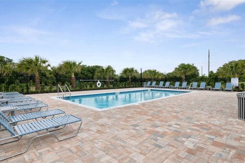 Townhouse in Osteen, Florida 4 bedrooms, 163.32 sq.m. № 2236961 - photo 19