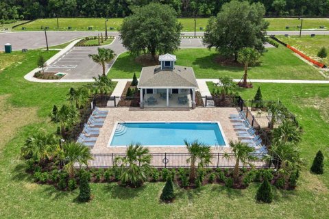 Townhouse in Osteen, Florida 4 bedrooms, 163.32 sq.m. № 2236961 - photo 23