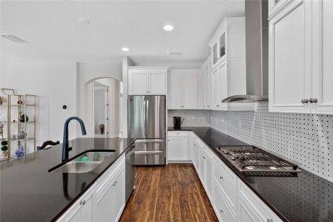 Casa en venta en Fish Hawk, Florida, 4 dormitorios, 195.65 m2 № 2318455 - foto 15
