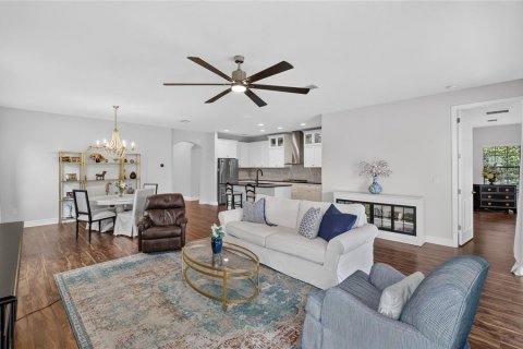 Casa en venta en Fish Hawk, Florida, 4 dormitorios, 195.65 m2 № 2318455 - foto 24