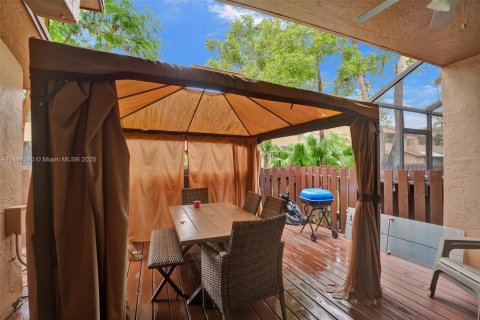 Adosado en venta en Tamarac, Florida, 3 dormitorios, 121.79 m2 № 1948755 - foto 26