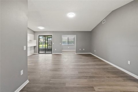 Villa ou maison à vendre à Lakeland, Floride: 2 chambres, 129.51 m2 № 2148360 - photo 19