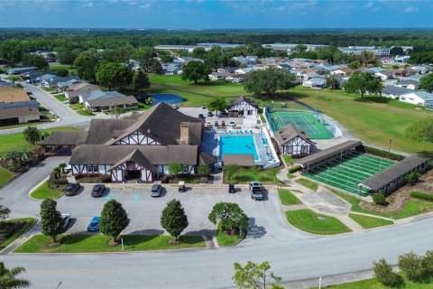 Villa ou maison à vendre à Lakeland, Floride: 2 chambres, 129.51 m2 № 2148360 - photo 3