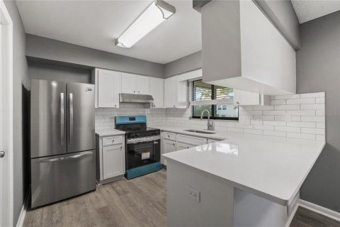 Villa ou maison à vendre à Lakeland, Floride: 2 chambres, 129.51 m2 № 2148360 - photo 14