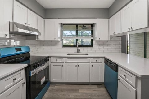 Villa ou maison à vendre à Lakeland, Floride: 2 chambres, 129.51 m2 № 2148360 - photo 15