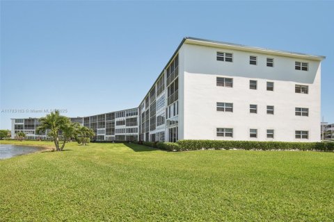 Condo in Boca Raton, Florida, 2 bedrooms  № 1709121 - photo 23