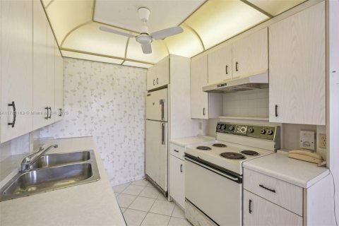 Condo in Boca Raton, Florida, 2 bedrooms  № 1709121 - photo 8
