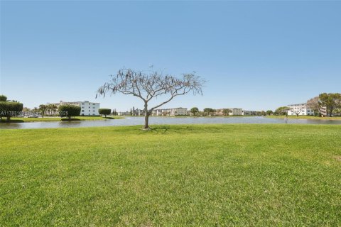 Condo in Boca Raton, Florida, 2 bedrooms  № 1709121 - photo 22