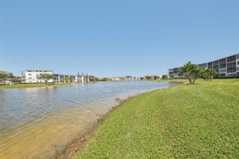 Condo in Boca Raton, Florida, 2 bedrooms  № 1709121 - photo 24
