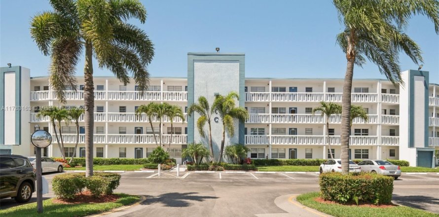 Condo in Boca Raton, Florida, 2 bedrooms № 1709121